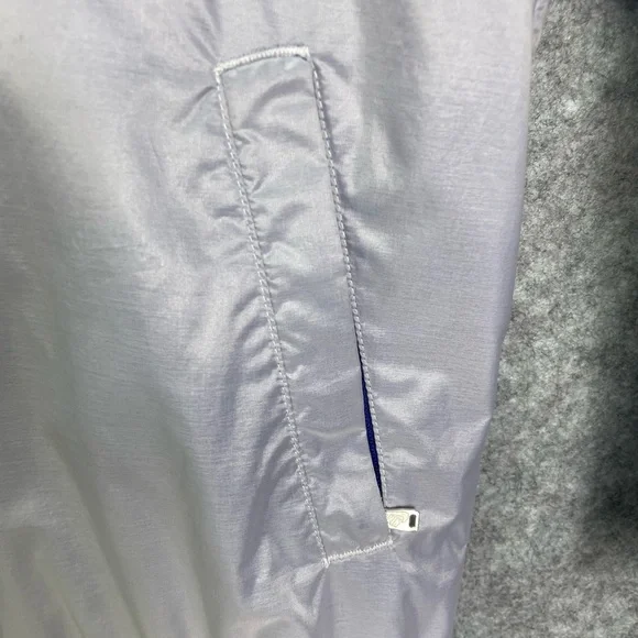 Nike Women's Windrunner Reflective Jacket Medium Full Zip Hooded Athletic Silver - Picture 2 of 11